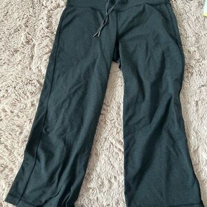 Lululemon Athletica Black Capris